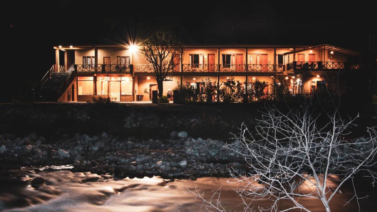 Shivadya Tirthan - Tirthan Valley Gushaini Exterior photo